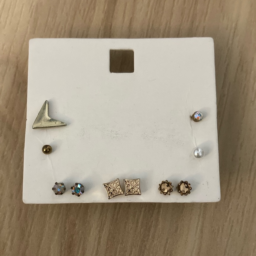 Post earrings